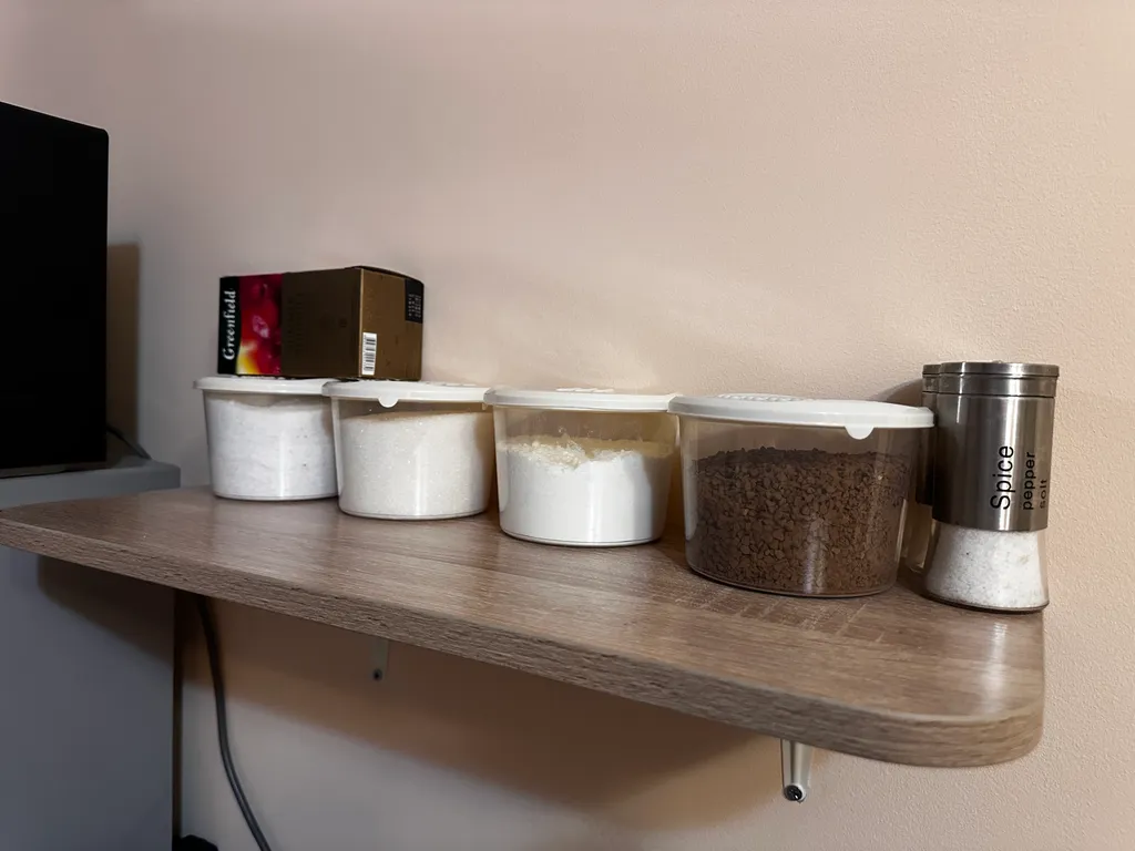 Отдельная комната со своим сан узлом в самом центре города