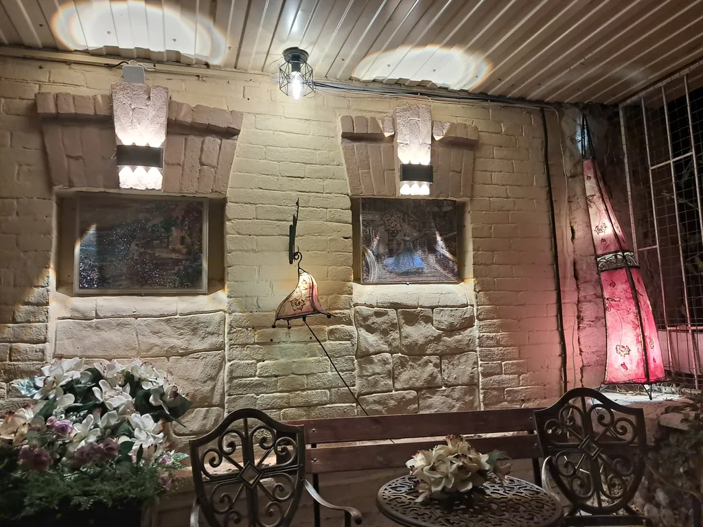Студия в замке с видом на парк