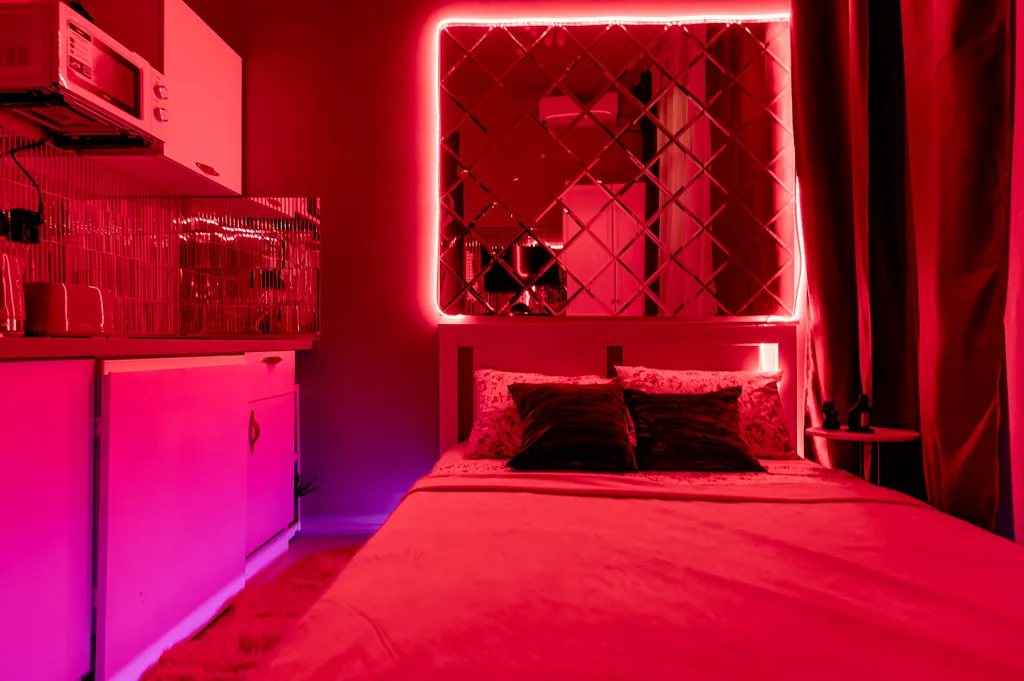 Квартира Квартира Зеркальная студия в центре Москвы — Москва