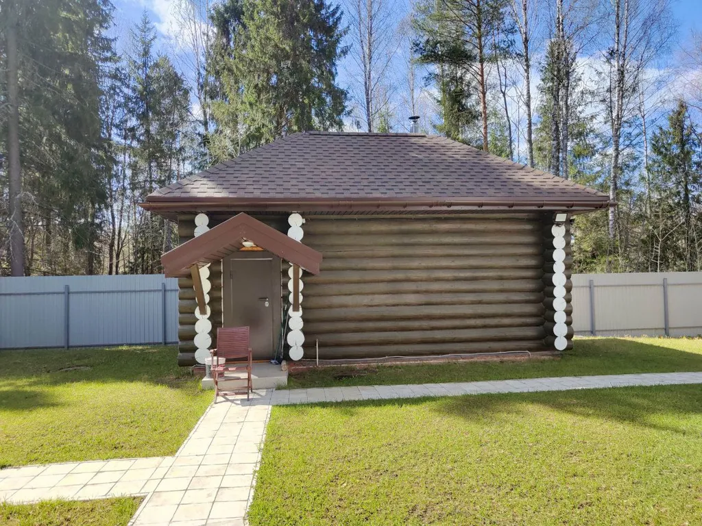 Дом на Мезе