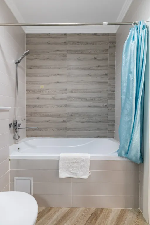 Однокомнатная квартира на левом берегу