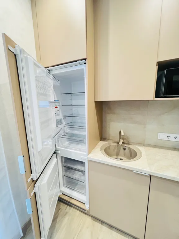 Студия на 5 человек с балконом и кухней