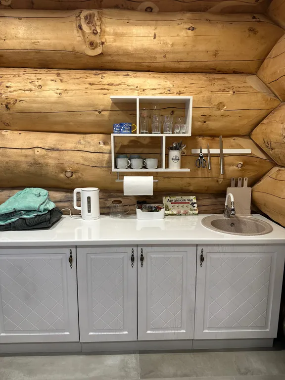 Гостевой дом и кедровая баня на Алтайской