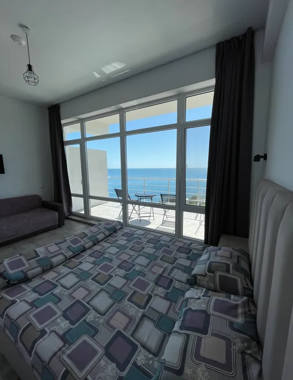 Трехместный номер с видом на море