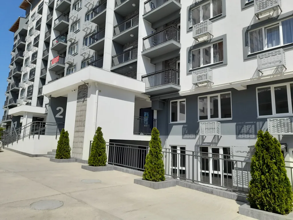 Уютная квартира с балконом в спальном районе