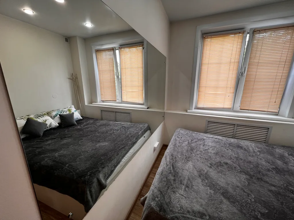 Уютная квартира в центре города — аренда посуточно в Искитим