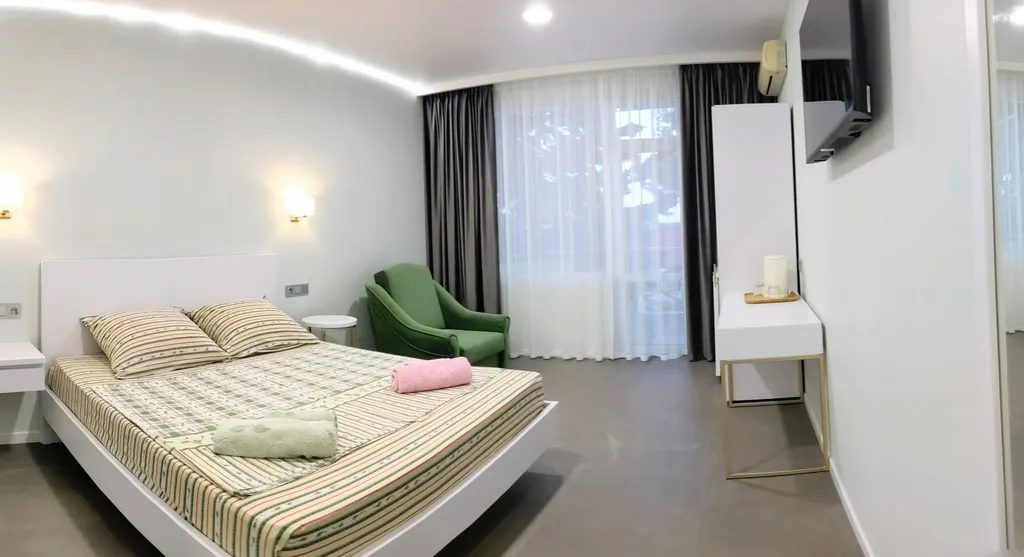 Улучшенный номер, вид на море, балкон