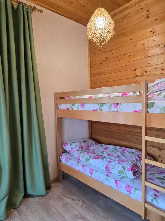 Апартаменты в центре с видом на горы