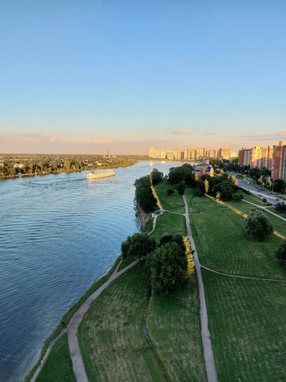 Квартира Квартира Студия с видом на Неву — Санкт-Петербург