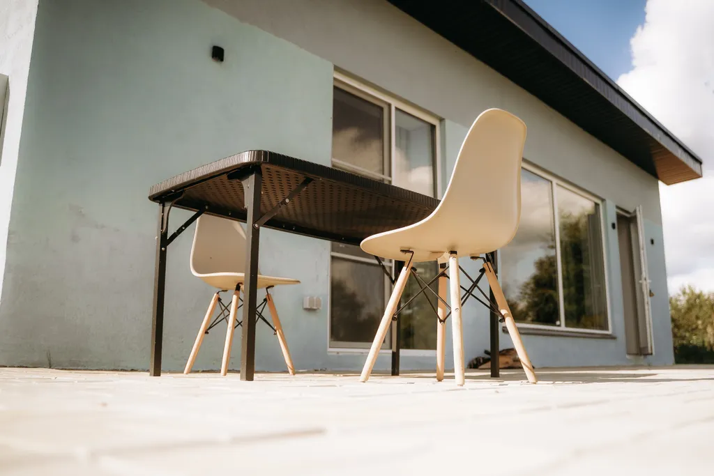 Панорамный дом с видом на воду, на берегу Вазузского водохранилища