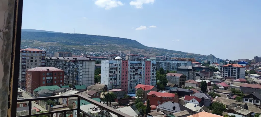 Квартира Квартира Анти-Отель на 4чел. 2комн.кв. 10этаж, код-28 — Махачкала
