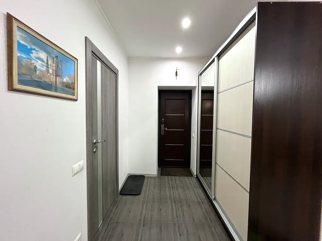 Квартира-студия рядом с Площадью Победы