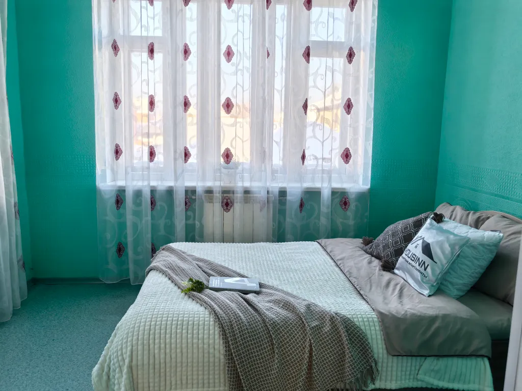 Коттедж в центре города с бассейном