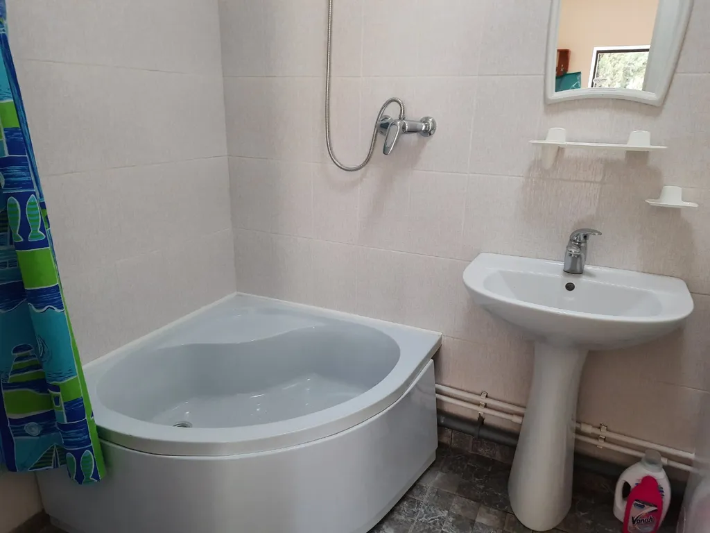 Комфортный номер в 200 метрах от моря со всеми удобствами