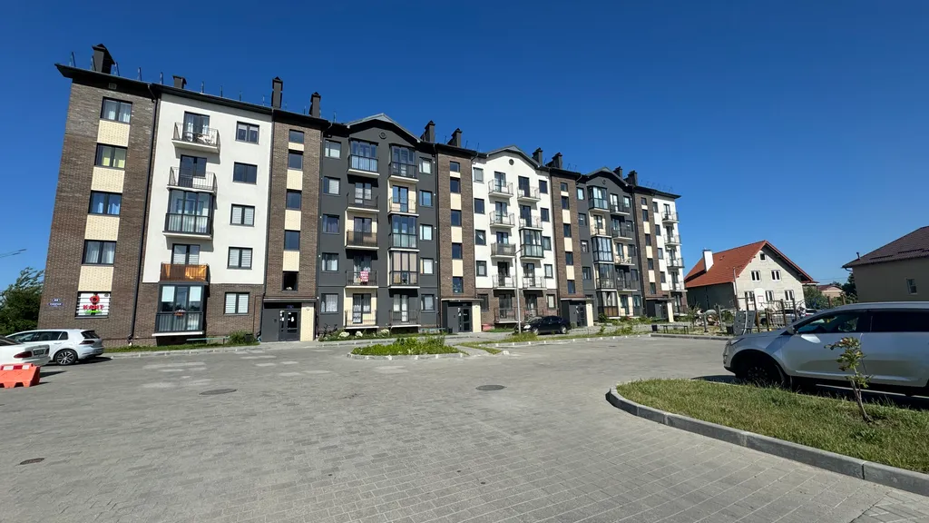 Квартира с боковым видом на море