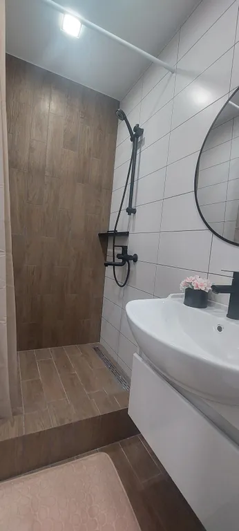 Новая, уютная студия