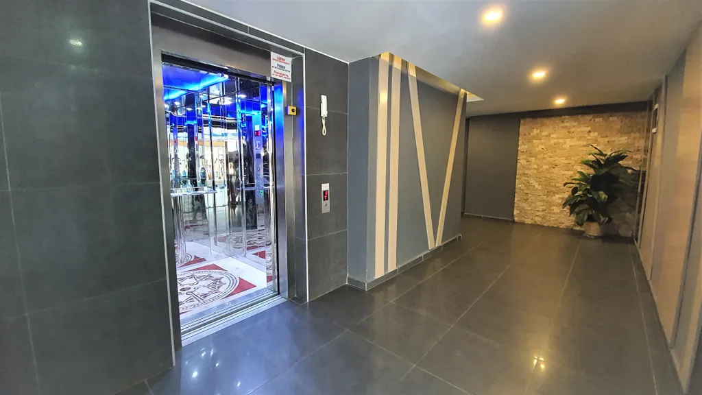 Квартира в самом центре города 100 метрах от моря с отличными видами