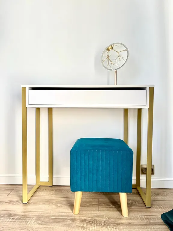 Коттедж с бассейном