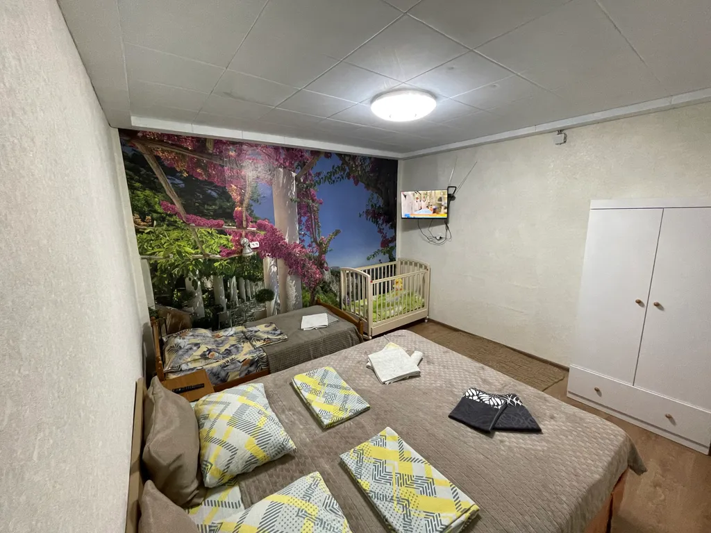 Коттедж Отдельный этаж частного дома вместо двухкомнатной квартиры — Геленджик