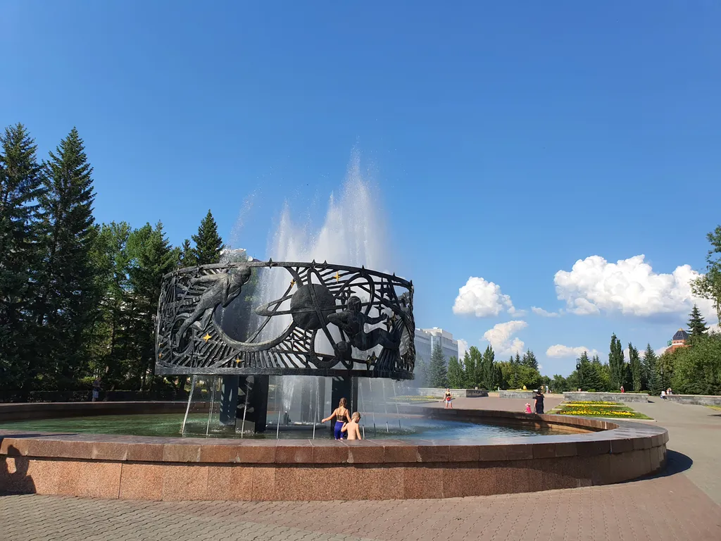 Просторная квартира в центре у сквера и фонтана на пл. Советов