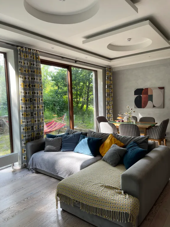 Уютный дом с баней, чаном и видом на горы