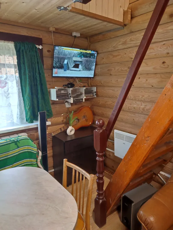 Дом с баней в лесу возле храма и озера