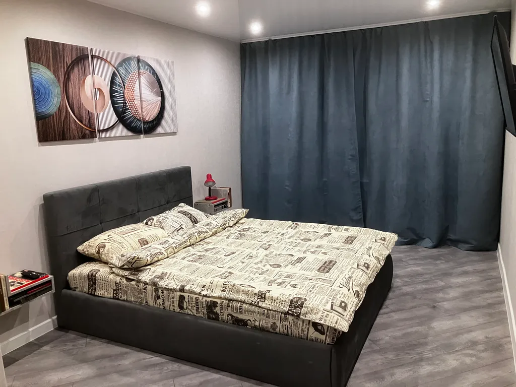 Атмосферная квартира в центре города, на площади Победы