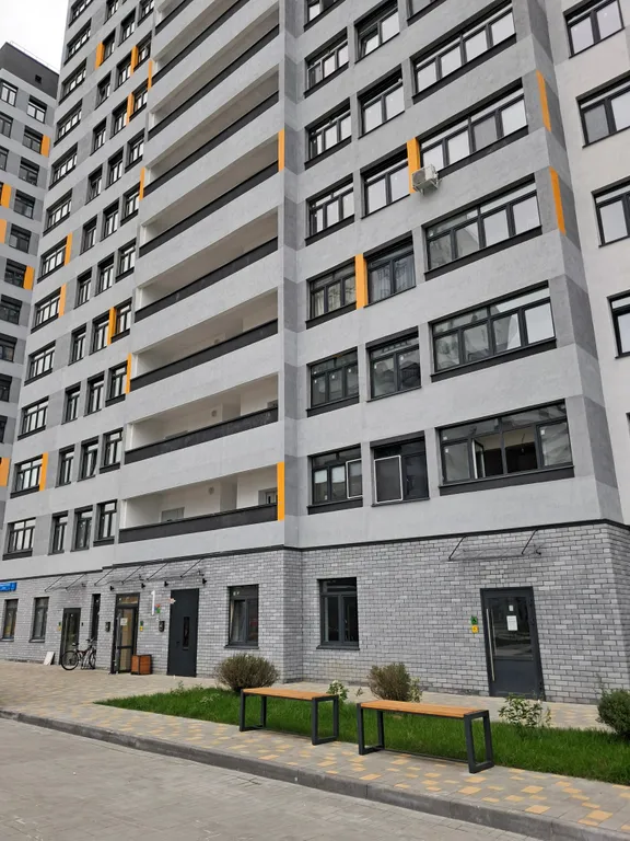 Квартира Квартира Симпатичная евродвушка с шикарным видом на закат — Тюмень