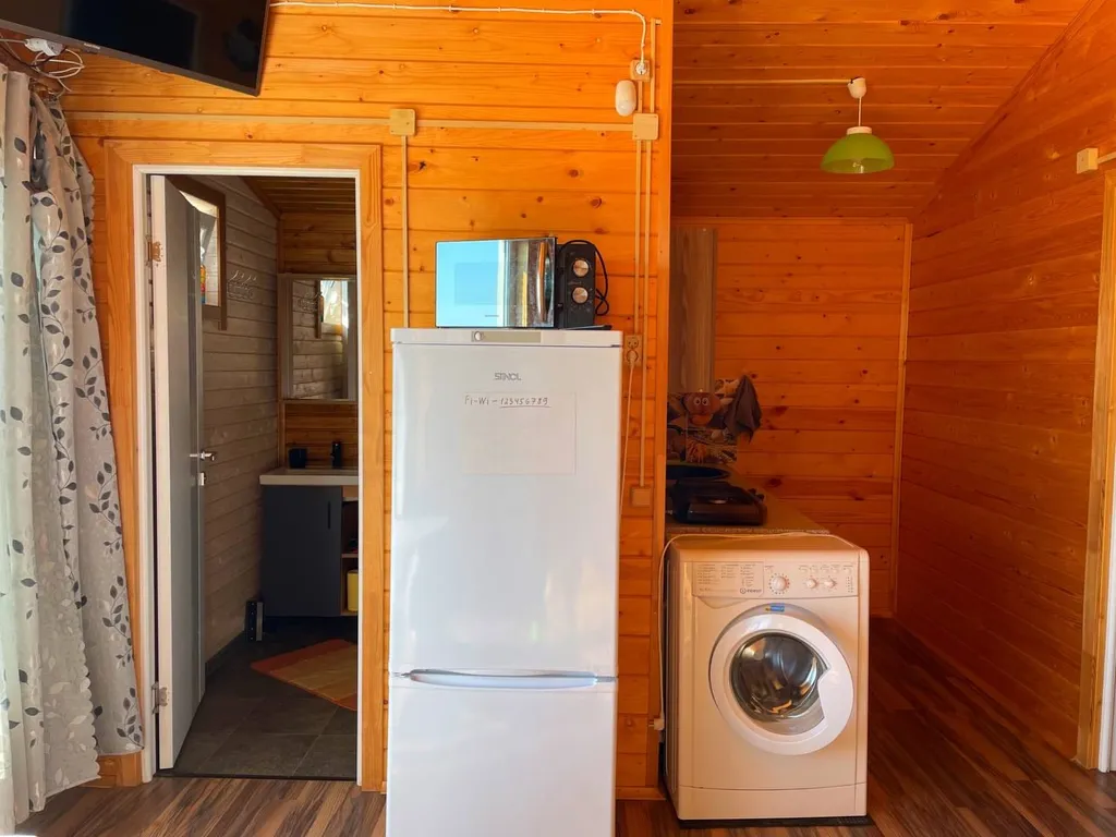 Коттедж Дом у озера — Ланино