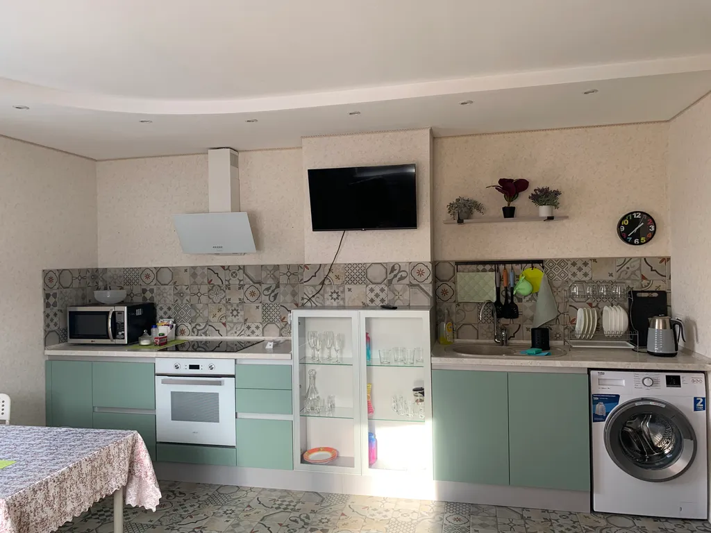 Уютная квартира с отдельной спальней и кухней-студией