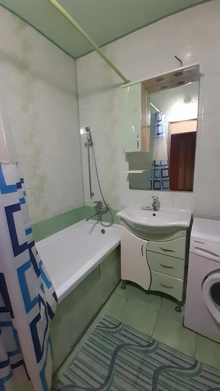 Дом возле набережной