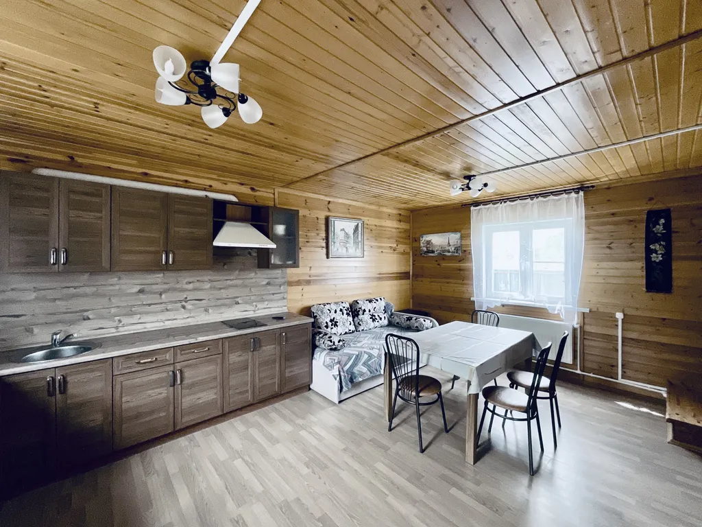 Тёплый и уютный дом Петрович