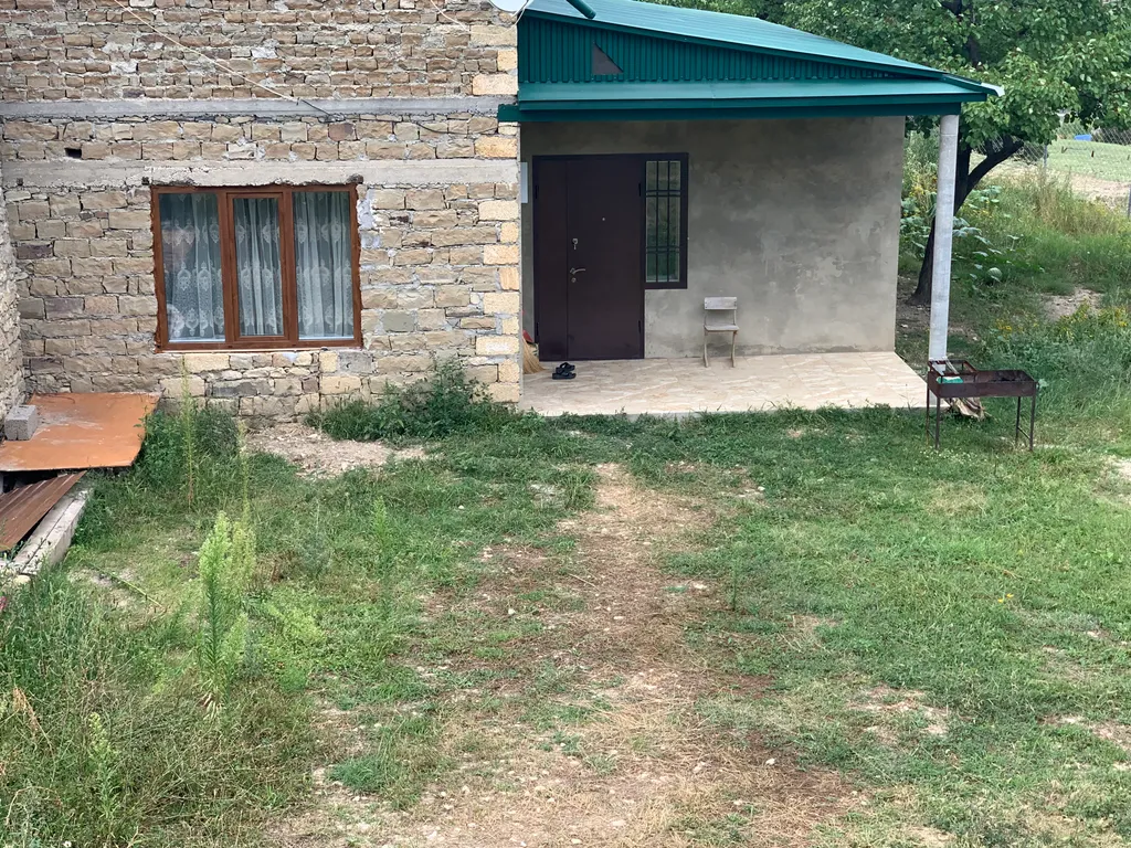 Уютный домик с видом на горы