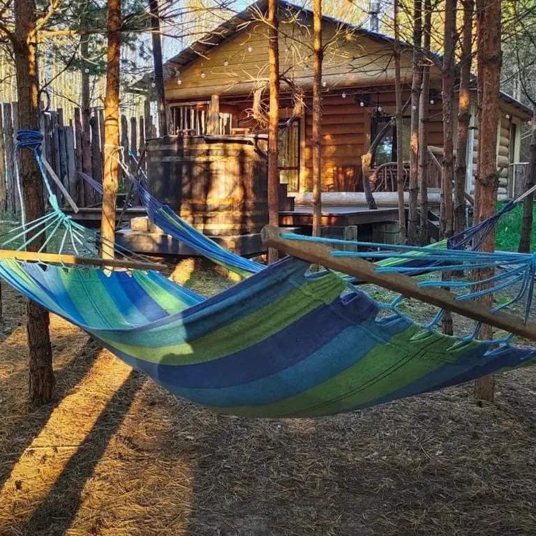 Гостевой домик A-frame в сосновом лесу