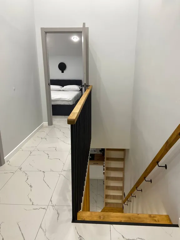 Коттедж Большой праздничный дом дуплекс для большой семьи или компании друзей — Новоселье