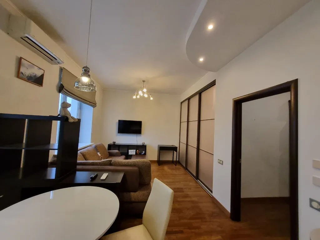 Рядом с Крокус Экспо