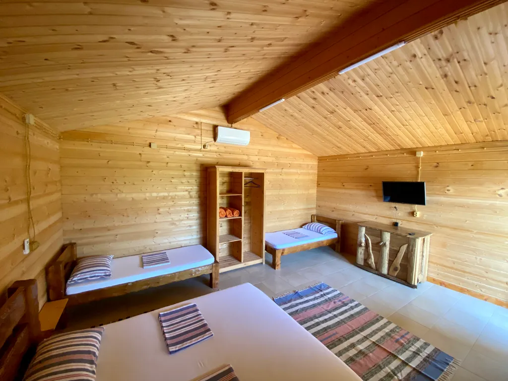 Коттедж 1-комнатный Дом — Кучугуры