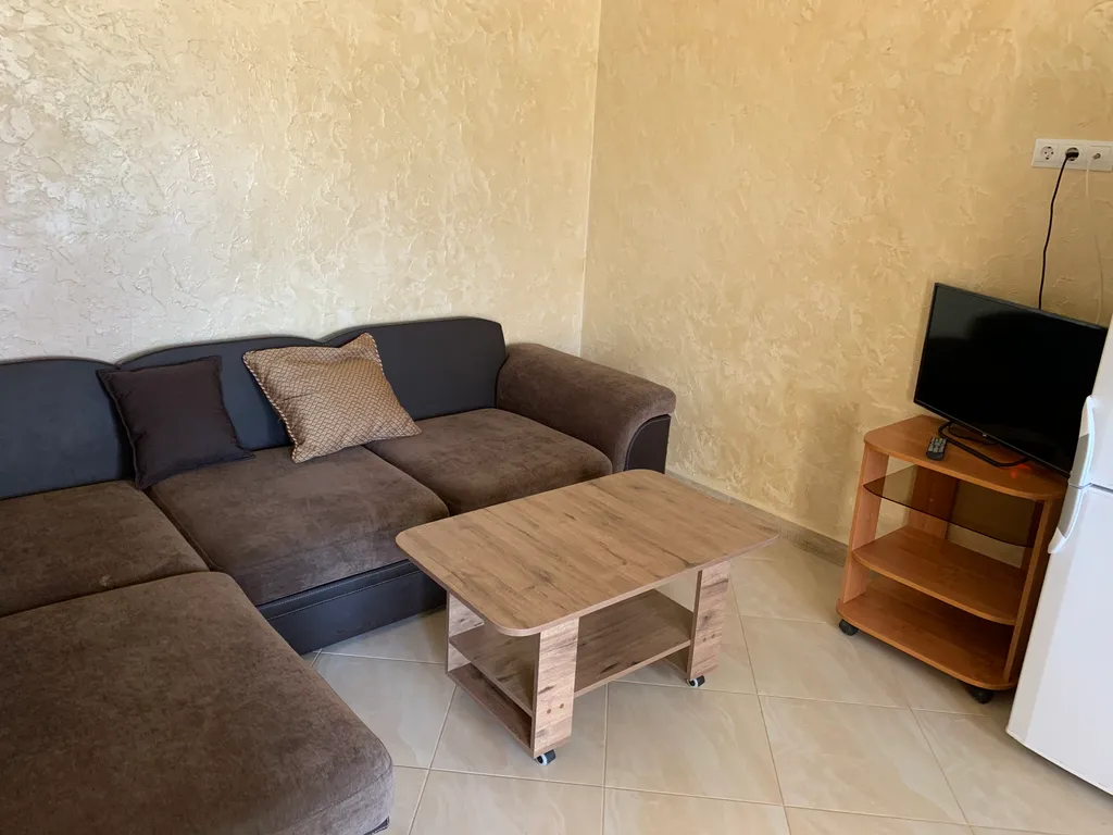 Двухкомнатный апартамент с кухней и террасой на Азовском море 4