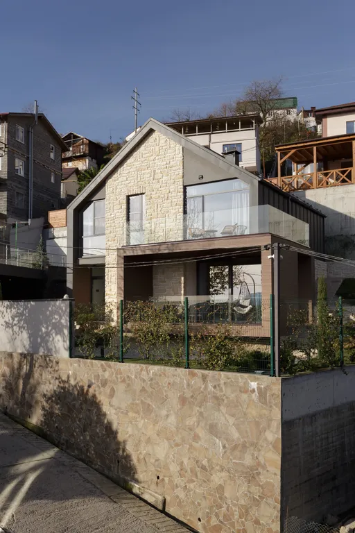 Коттедж Уникальный дом архитектора с видом на горы — Барановка