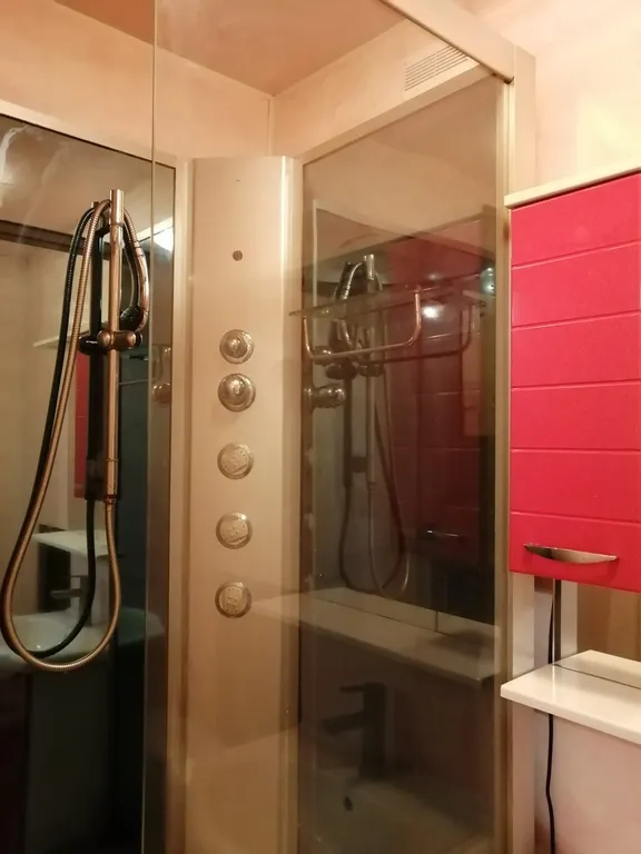 2-комнатная квартира, рядом пляж Каменка, парк Поддубного