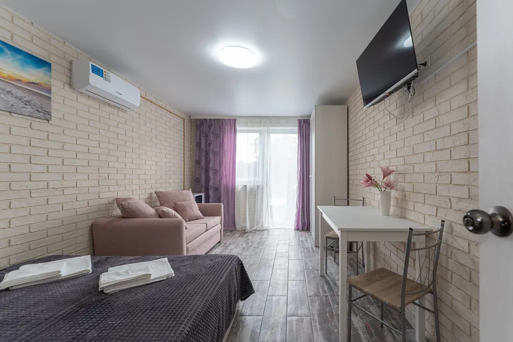 Дом с баней и бассейном