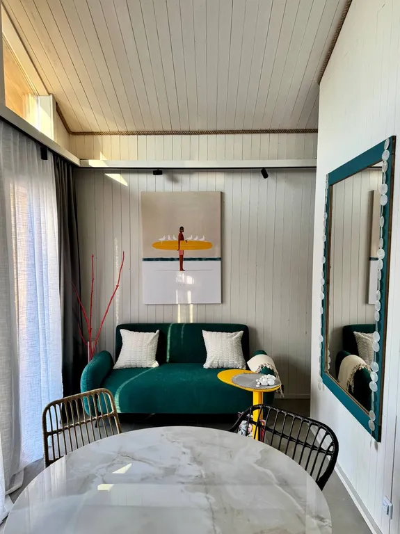 Дом в Абхазии у Черного моря (На волне)