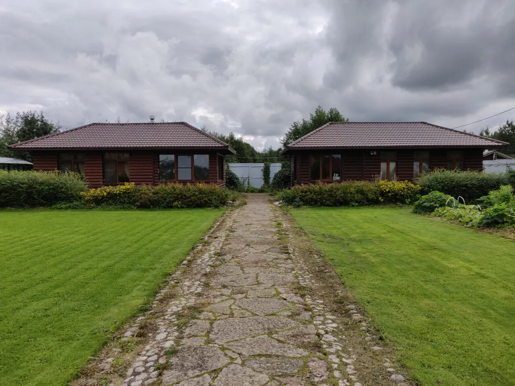 Коттедж Домик с баней на берегу реки Волхвов — Бор