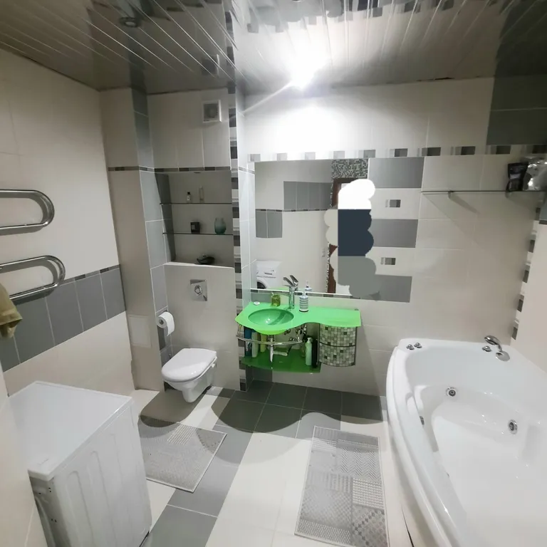 Квартира Просторная 2 комнатная квартира на Взлетке -в деловом центре города — Красноярск