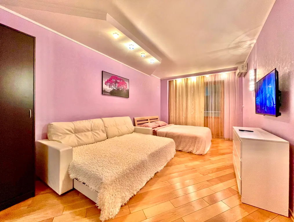 Уютная просторная двушка с видом на реку Волгу