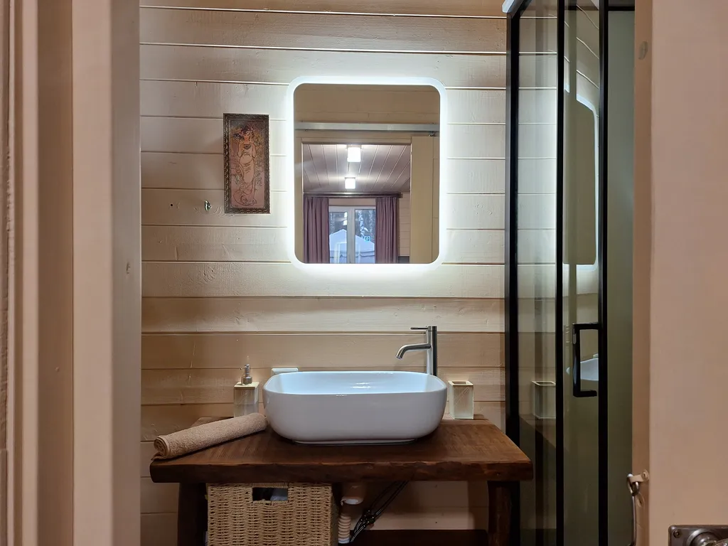 Уютный домик в лесу