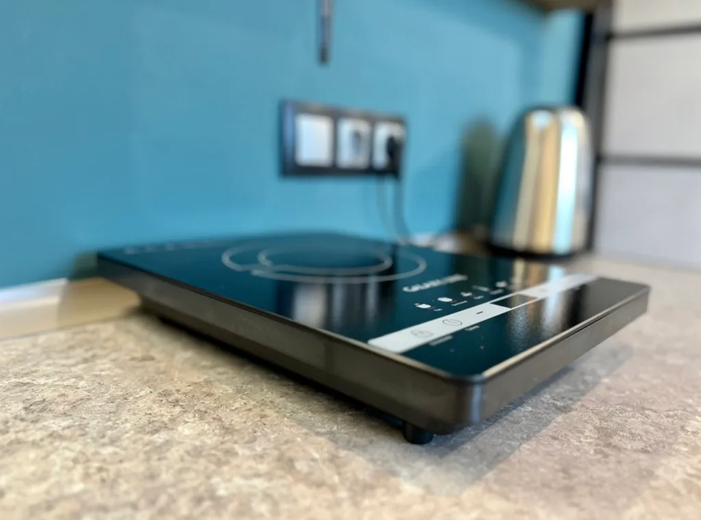 Трехместная студия около ЖД Вокзала