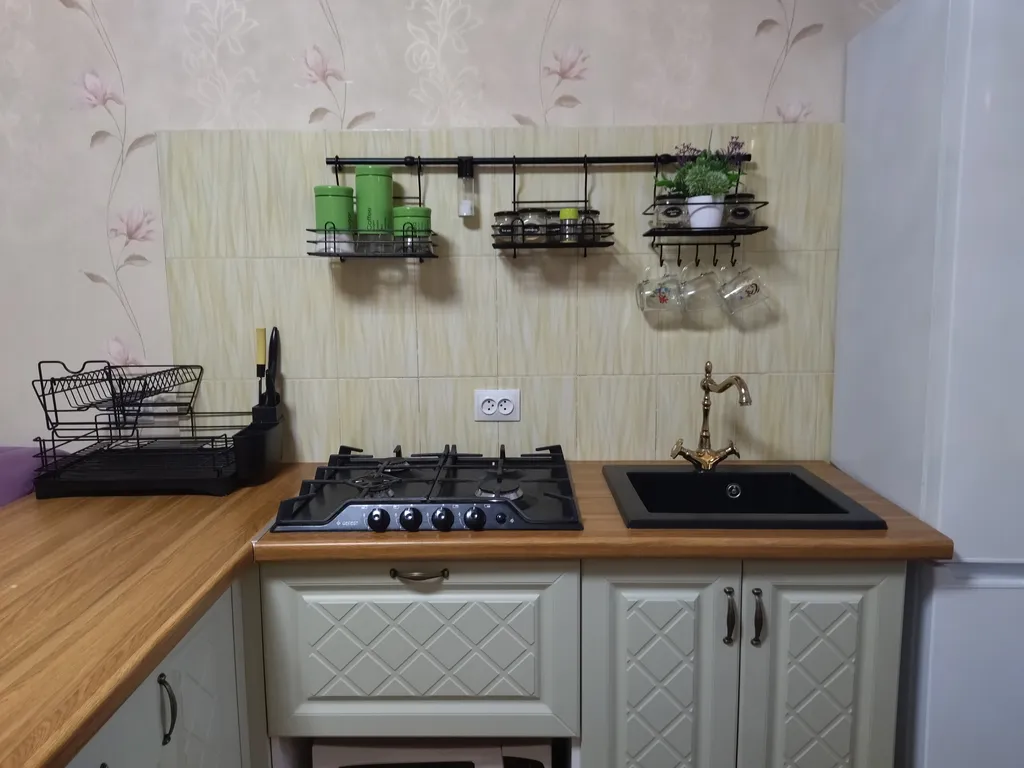 Дом у подножия горы Медовая