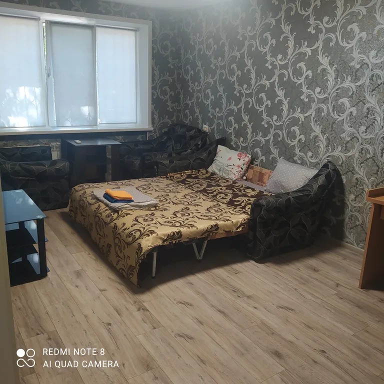 Шикарная двухкомнатная большая квартира, в шаговой доступности всё