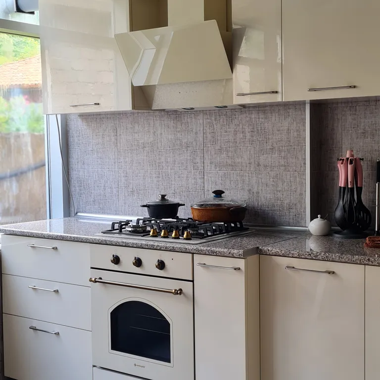 Солнечная студия #6 с балконом WI-FI и кондиционером в Гонио